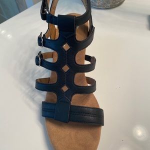 Brand new never worn ladies sandals